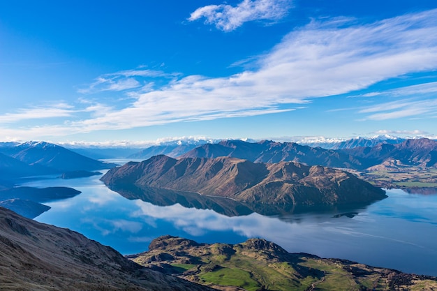 Foto lake wanaka berglandschap zuidereiland nieuw-zeeland