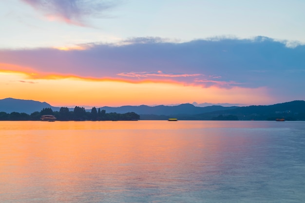 Lake zonsondergang