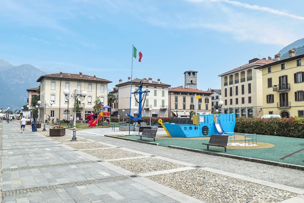 Photo the lakeside of pisogne in the lake iseo