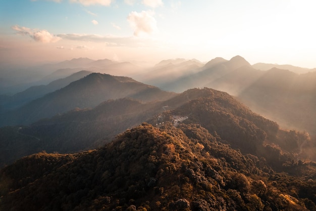 夕方の風景山の風景、Suneset