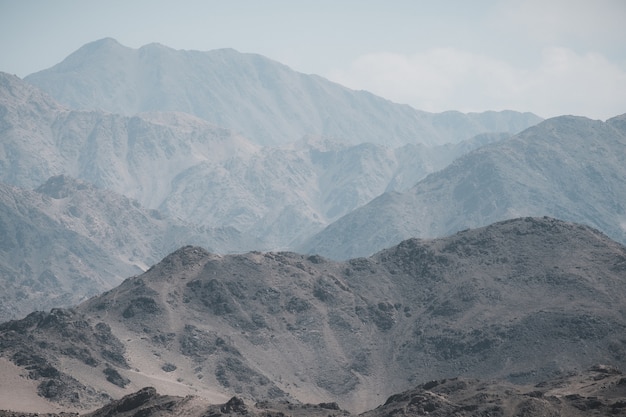 写真 山の自然の風景