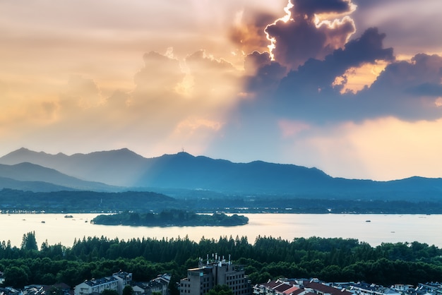 杭州の西湖の風景