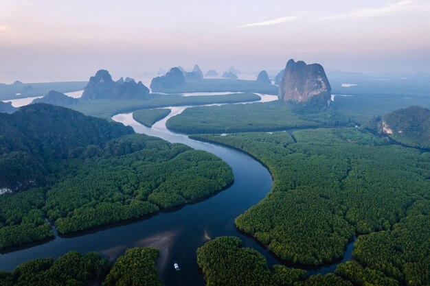 풍경 Phangnga 만바위와 섬 풍경과 Phang Nga 만