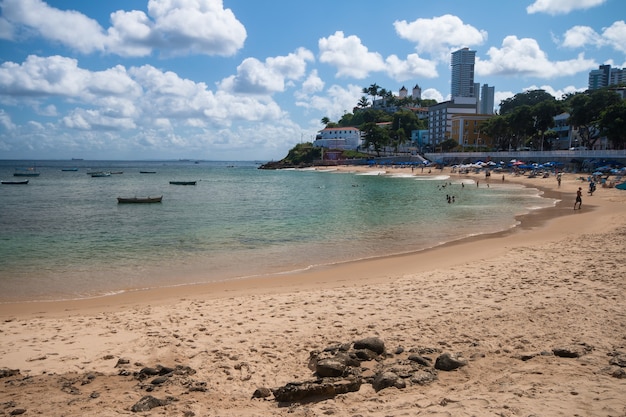 Paesaggio della spiaggia di porto da barra