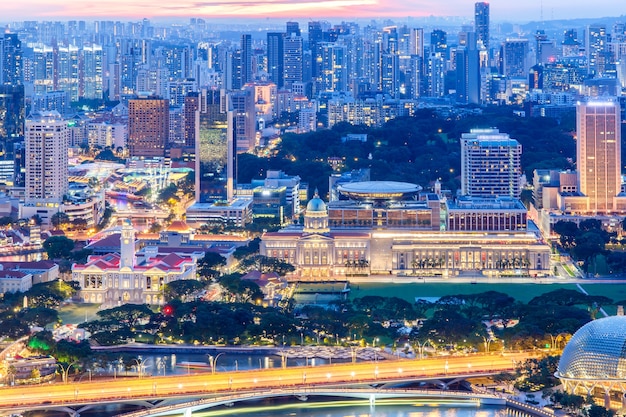 Photo landscape of the singapore financial district and business building singapore city