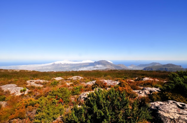 남아프리카 공화국 케이프타운 의 테이블 마운틴 을 둘러싸고 있는 풍경