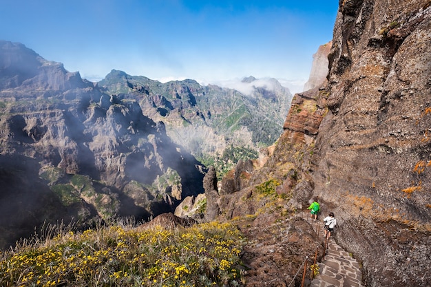 Pico do Arieiro에서 Pico Ruivo, 마데이라 섬, 포르투갈까지의 트레킹 풍경