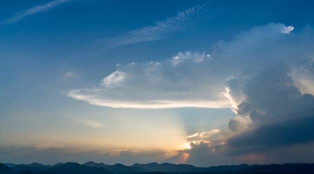 Paesaggio del lago ad ovest a hangzhou