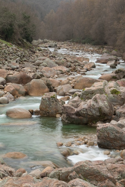 Landscapes of mountain throats  