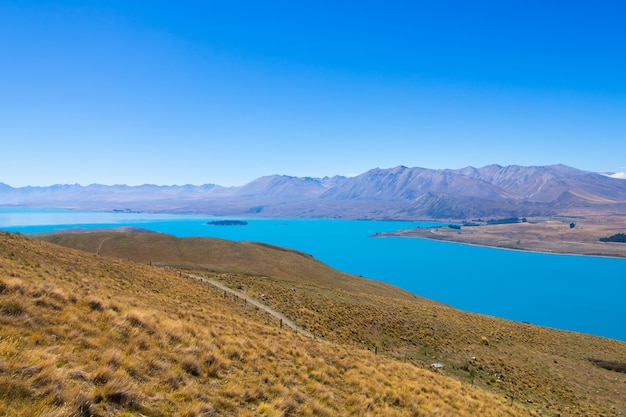 Пейзажи, наблюдаемые у обсерватории Текапо, Южный остров Новая Зеландия