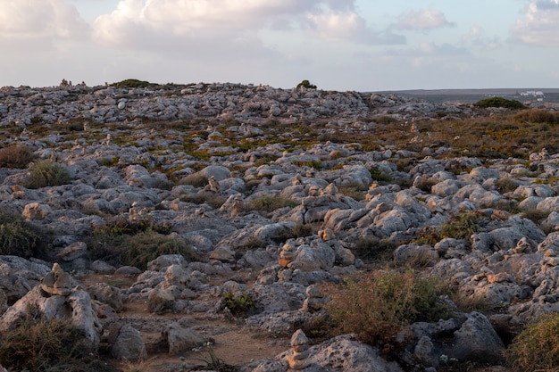 Landschap van de kustlijn van sagres