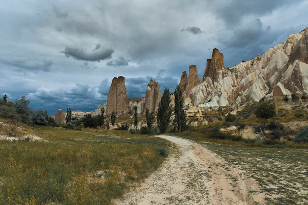 Landschap van de rode vallei in turkije