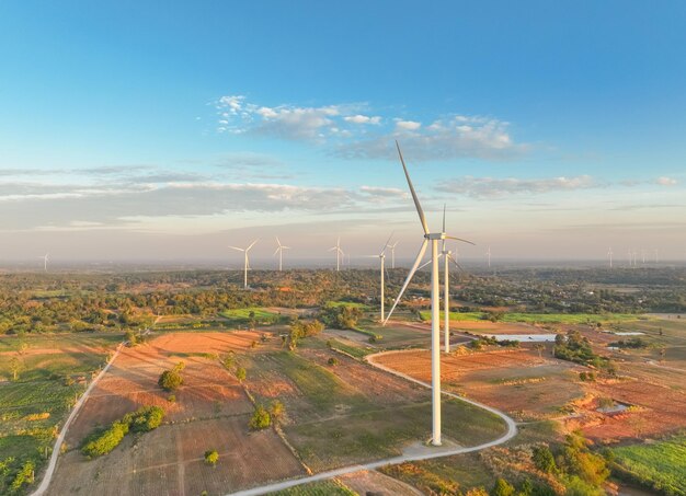 Landschap van een windpark Windenergie Windenergie Duurzame hernieuwbare energie Windturbines genereren