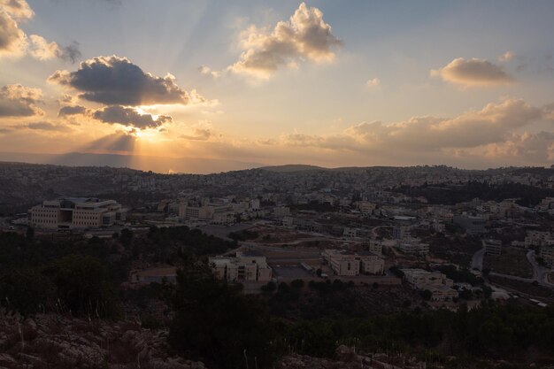 Landschap vanaf de Jumping Mountain in Nazareth Panoramisch uitzicht Zonsondergang Hoge kwaliteit foto