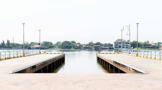 Landschapsmening van privé pier