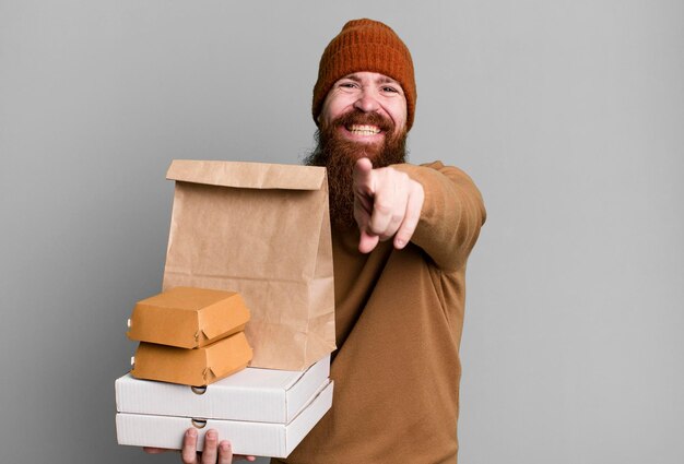 Foto lange baard en rood haar coole man bezorging en afhaalmaaltijden concept