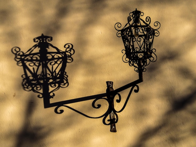 Photo lantern and shadow