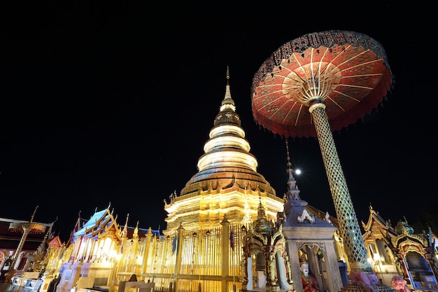 Lantern with Thai pagoda