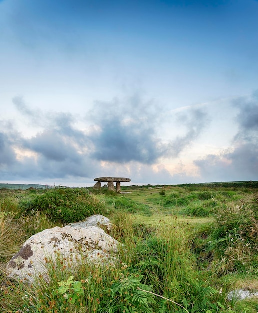 Lanyon Quoit a 신석기 고인돌