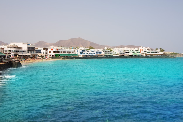 대서양의 Lanzarote Playa Blanca 해변