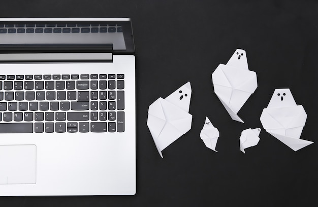 Laptop và các hình dáng Origami Ghosts: Bạn đang tìm kiếm một chiếc laptop độc đáo và đẹp mắt? Hãy xem hình ảnh về laptop và các hình dáng Origami Ghosts để tham khảo ý tưởng và lựa chọn cho mình một sản phẩm đẳng cấp và phù hợp nhất.