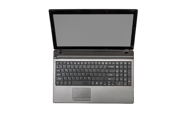 白い背景の上のビューに分離された空白の画面を持つノート パソコン