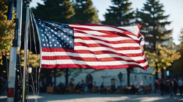 大きなアメリカ国旗が風に飛ぶ