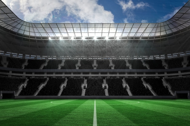 Foto grande stadio di calcio con tribune vuote