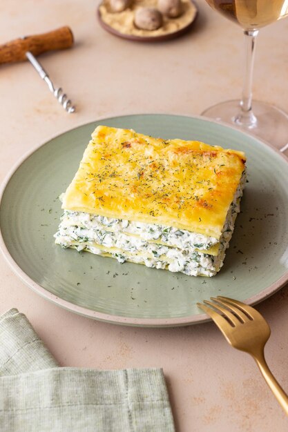 Foto lasagne con formaggio e spinaci cucina italiana cucina vegetariana