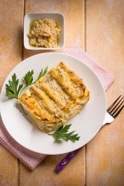 Lasagne with artichoke sauce