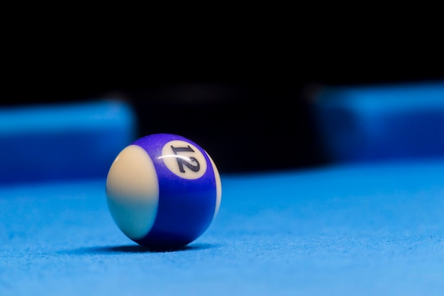 Photo the last ball on the billiards table