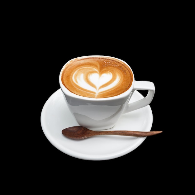 Latte art koffie op zwarte achtergrond