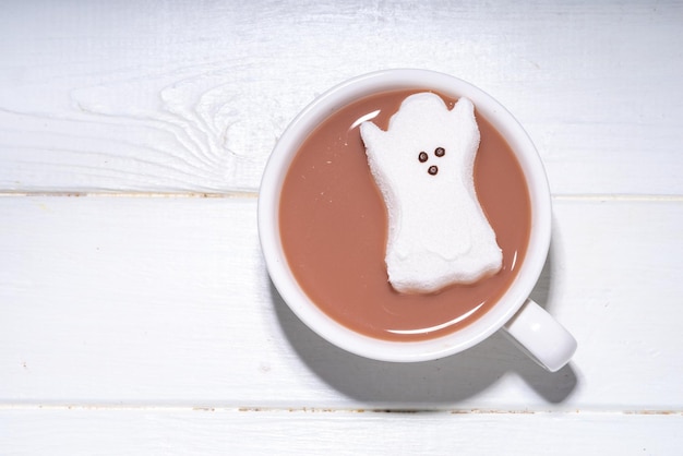 Latte with marshmallow ghost