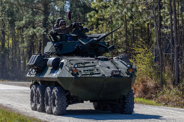 Foto lav25 artillerie bij sr7