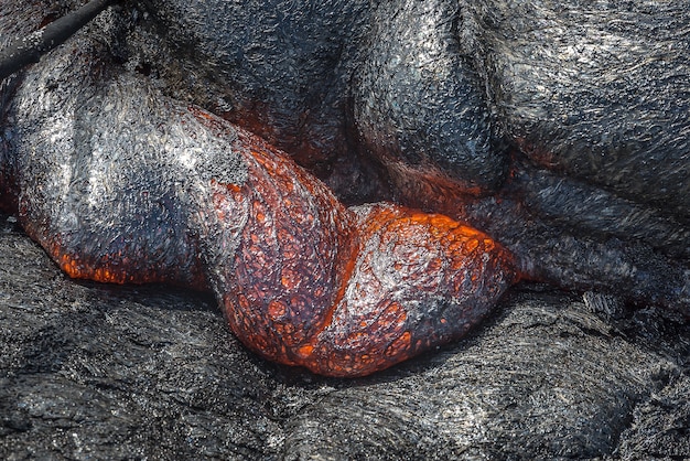 Lavastroom in lava veld hawaii vulkanen national park