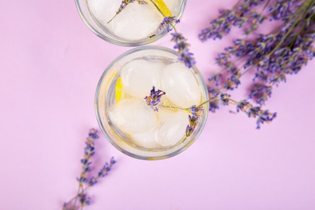 Lavendellimonade met citroen