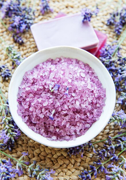 Concetto di spa di lavanda