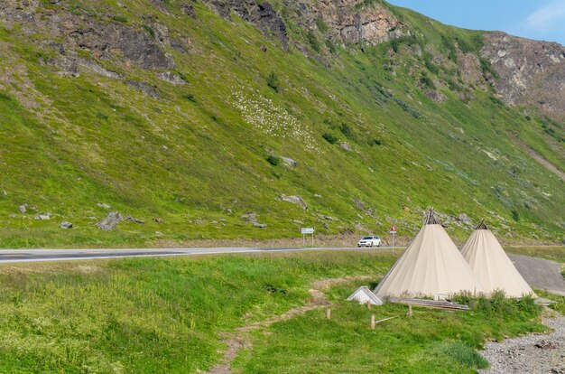 Lavvu, de traditionele tijdelijke woning van de sami, noord-noorwegen