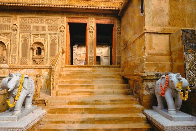 Tempio di laxminath all'interno del forte di jaisalmer. jaisalmer, rajasthan, india