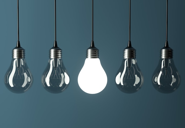 Концепция лидерства или творческой идеи с лампочками