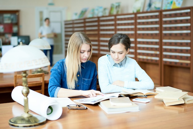 Foto apprendimento della letteratura scientifica