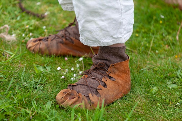 Foto scarpe in pelle utilizzate dalla tribù gallica degli osismii