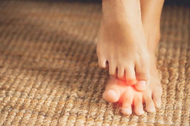 Leaving your feet wet and dirty can cause mold and itch.