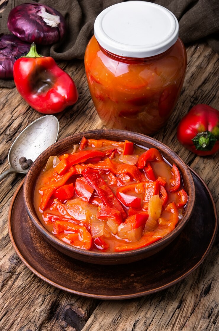 Фотография lecso классическое блюдо венгерской кухни
