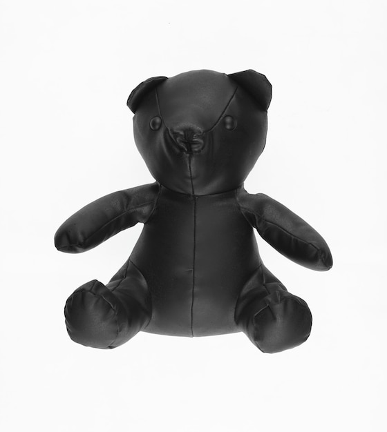 lederen speelgoed zwarte beer geïsoleerd op een witte achtergrond