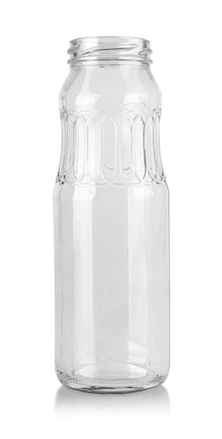 Lege glazen fles geïsoleerd op een witte achtergrond met uitknippad