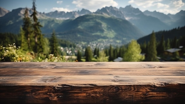 lege houten tafel met natuurlijke achtergrond