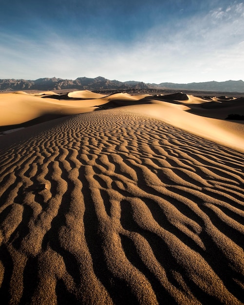 Lege kwartwoestijnduinen in Liwa Abu Dhabi