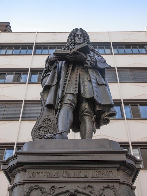 Leibniz Denkmal Leipzig