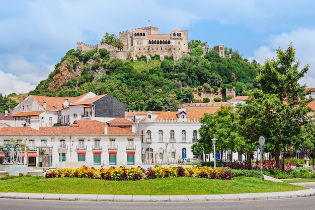 Замок Лейрия - замок в городе Лейрия в Португалии.
